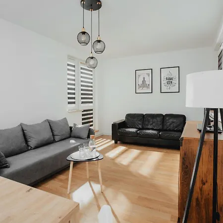 Apartment Tymienieckiego 16f *
